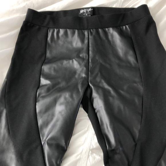 EUC LIKE NEW Nasty Gal Faux Real black leather leggings - Picture 4 of 6